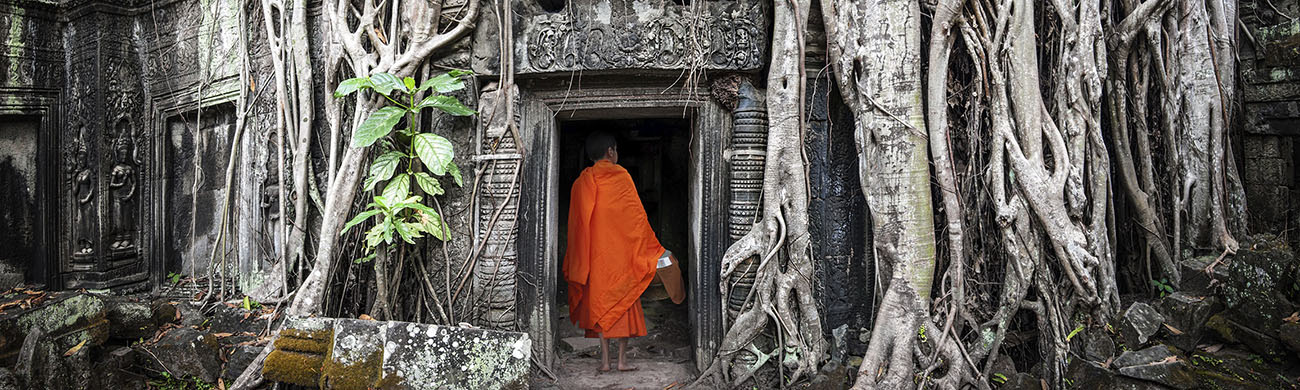 Angkor Wat monk - Cambodia