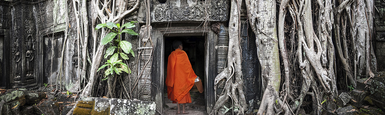 Angkor Wat monk - Cambodia